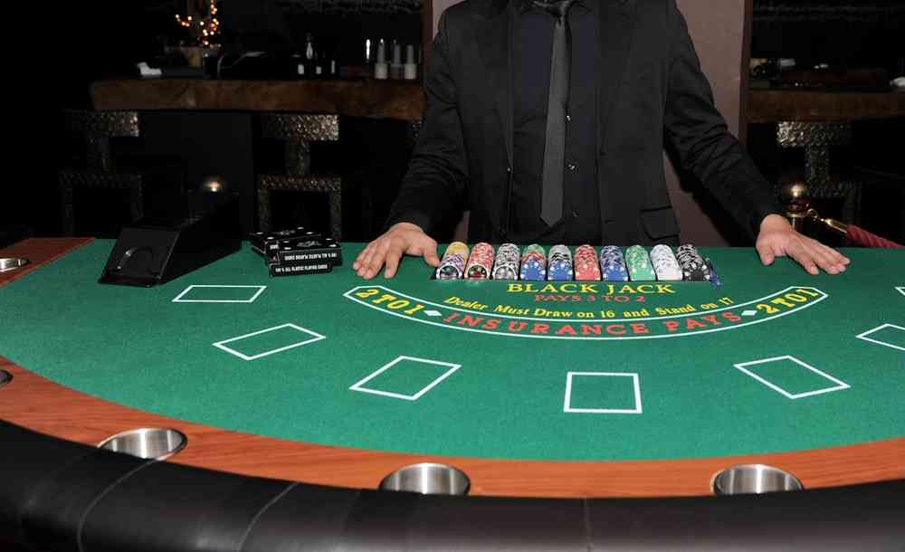 Hệ thống đếm bài đơn giản nhất trong hệ thống trò chơi Blackjack