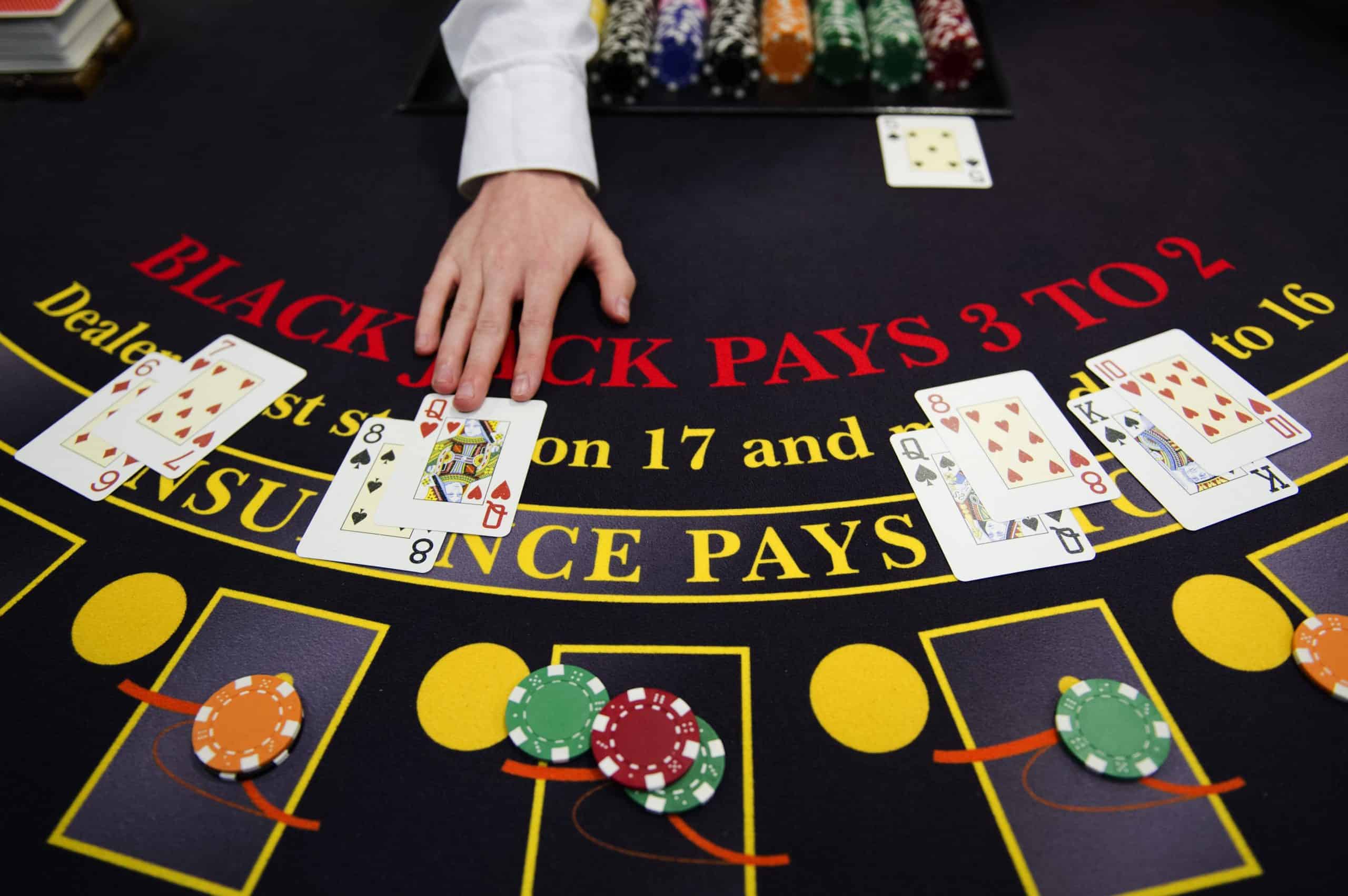 Những tính năng và đặc quyền trong trò chơi Blackjack trực tuyến