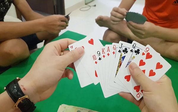 Hướng dẫn chơi game bài tiến lên miền Nam.