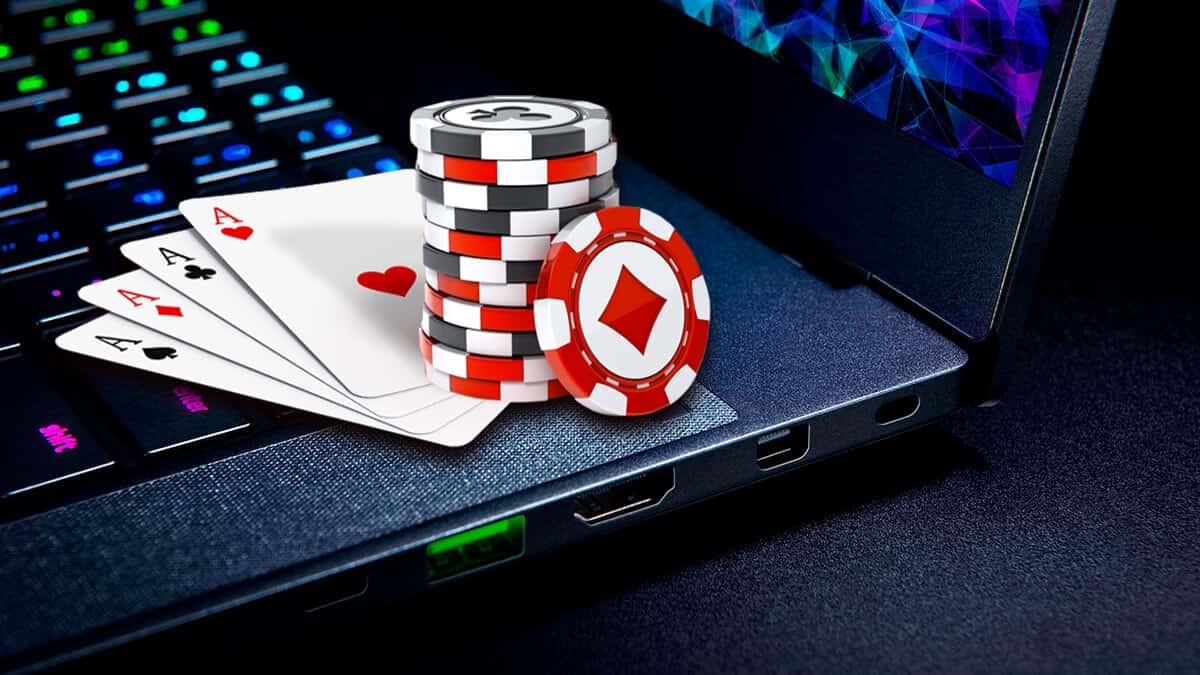 Phân tích yếu tố tâm lý khi chơi game Poker online?