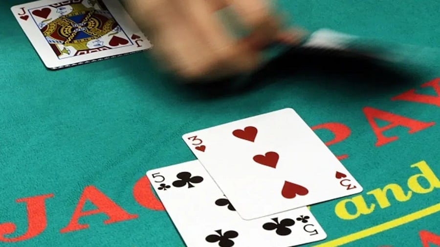 Tìm hiểu về những cách chơi Blackjack chắc thắng được cao thủ chia sẻ