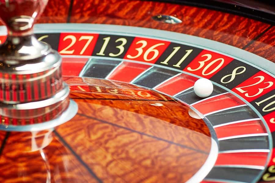 Những chiêu thức giúp bạn chơi Roulette duy trì chiến thắng lâu dài