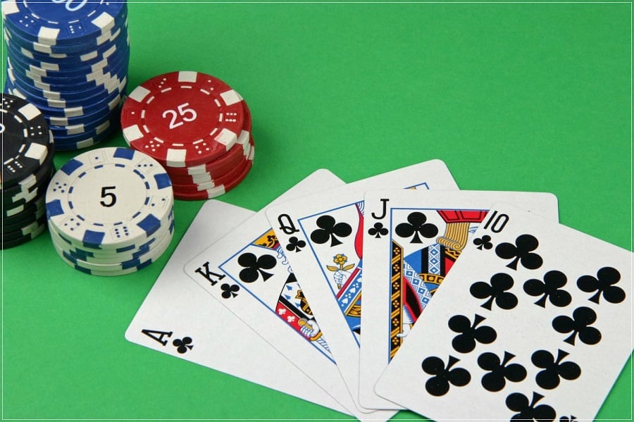 Cách chơi Stud Poker đơn giản dễ thành công?