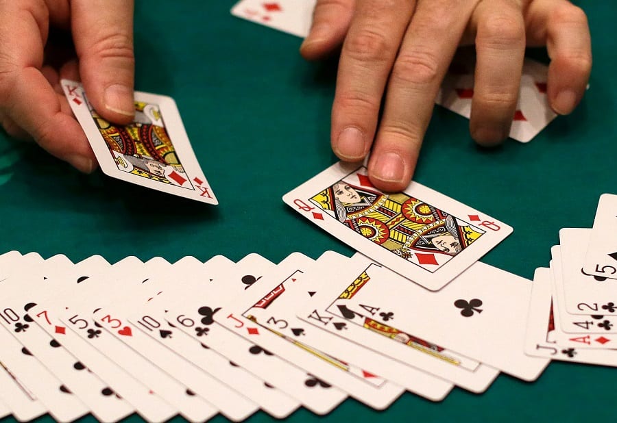 Các cách giúp bạn chiến thắng Poker chỉ với một vài kiến thức đơn giản